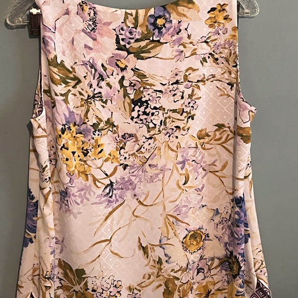 SELLING WOMEN TOP SIZE SMALL FLORAL COLOR UNBRANDED REVERSIBLE BLOUSE USED - Picture 6 of 11